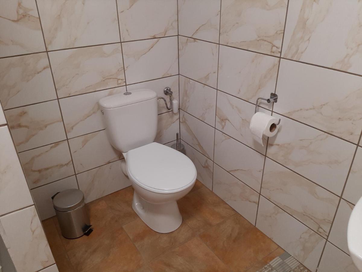 Апартаменты Der Kleine Bauernhof Keine Arbeiter Zadnych Pracownikow Lubiatow  Экстерьер фото